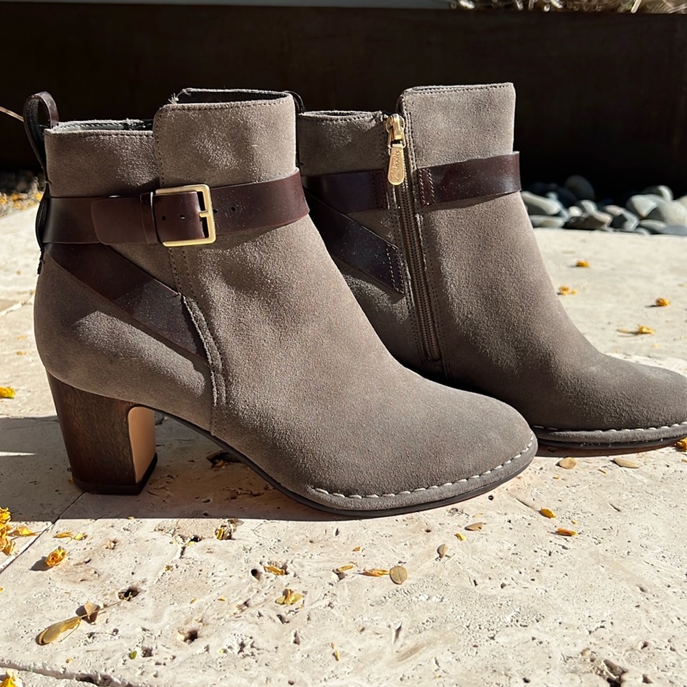 Clarks grey suede and leather zip-up booties